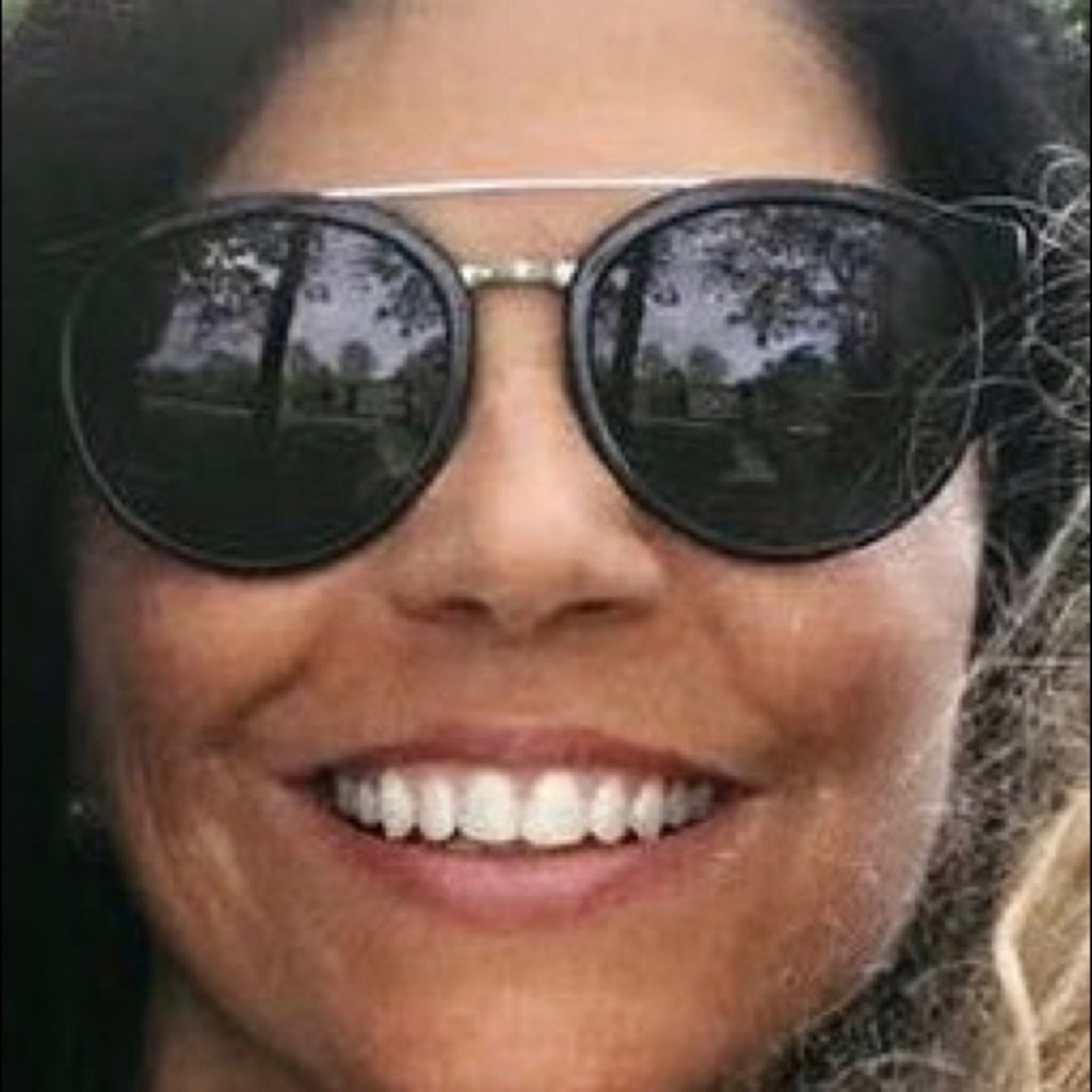 Meet your Posher, Theresa